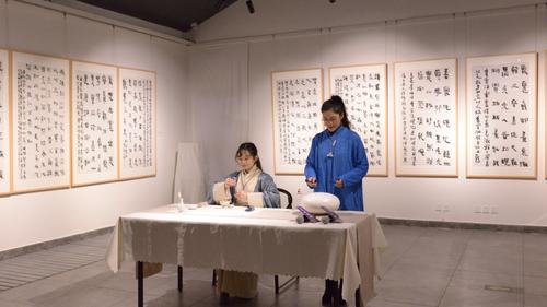 "中尼文化交流活动"在慧和天语艺术空间隆重举行_刘子默